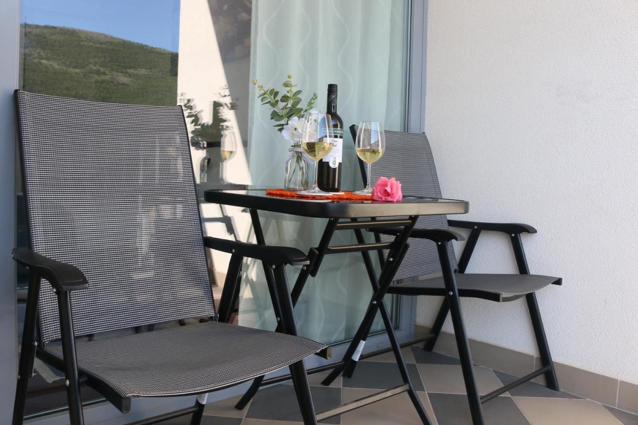Bonki Apartment Private Free Parking Mokošica Exteriör bild